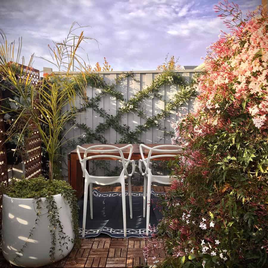 Corner Backyard Privacy Ideas Smilecrescent