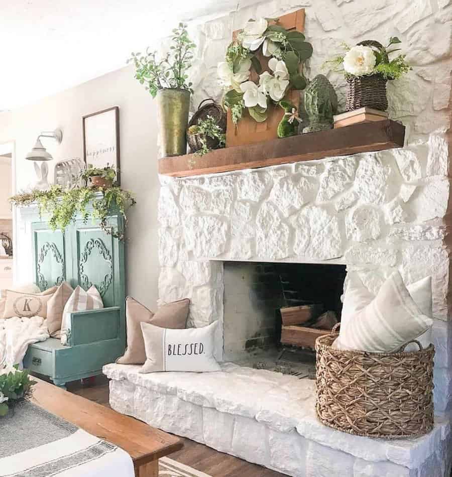 Cottage Fireplace Decor Ideas Delightedwiththedetails