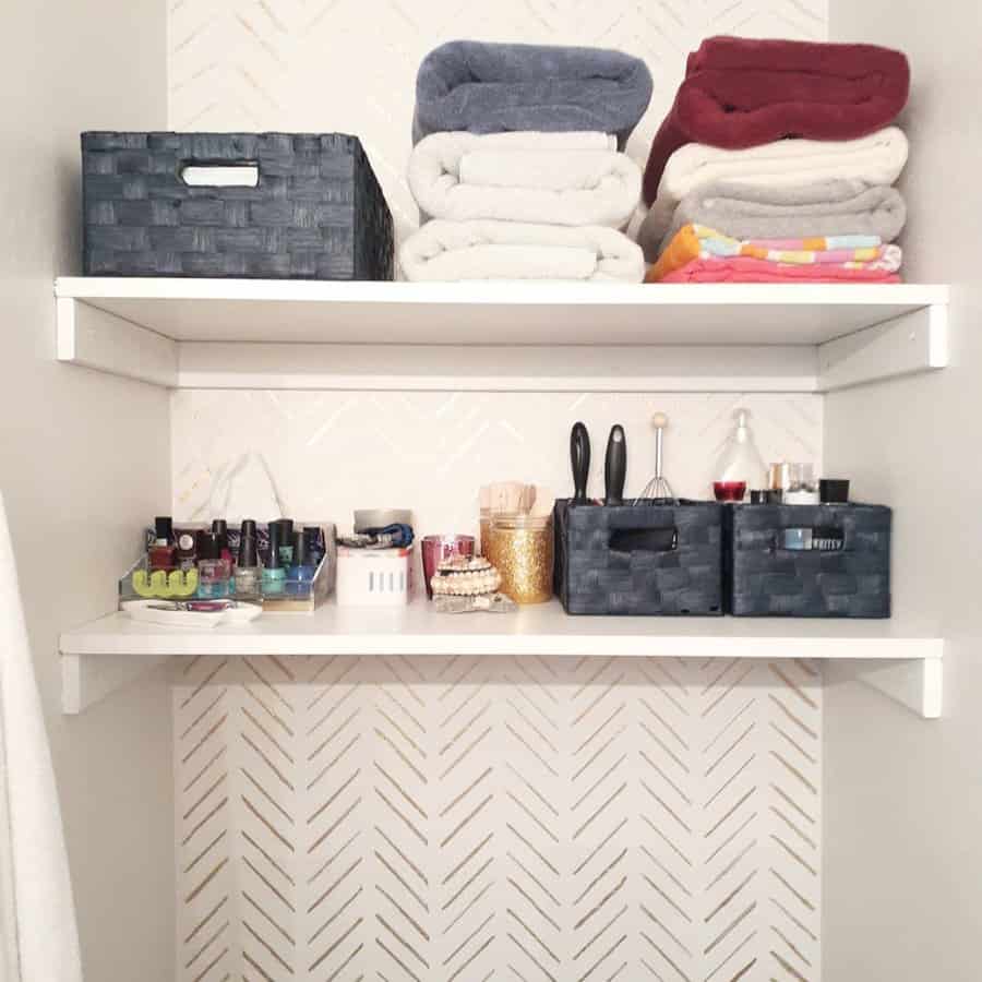 Diy Bathroom Closet Ideas Curtishousetohome