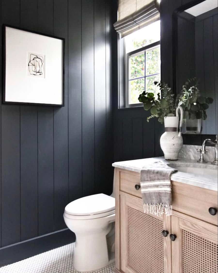 Dark Bathroom Paint Ideas Columbiariverrealty