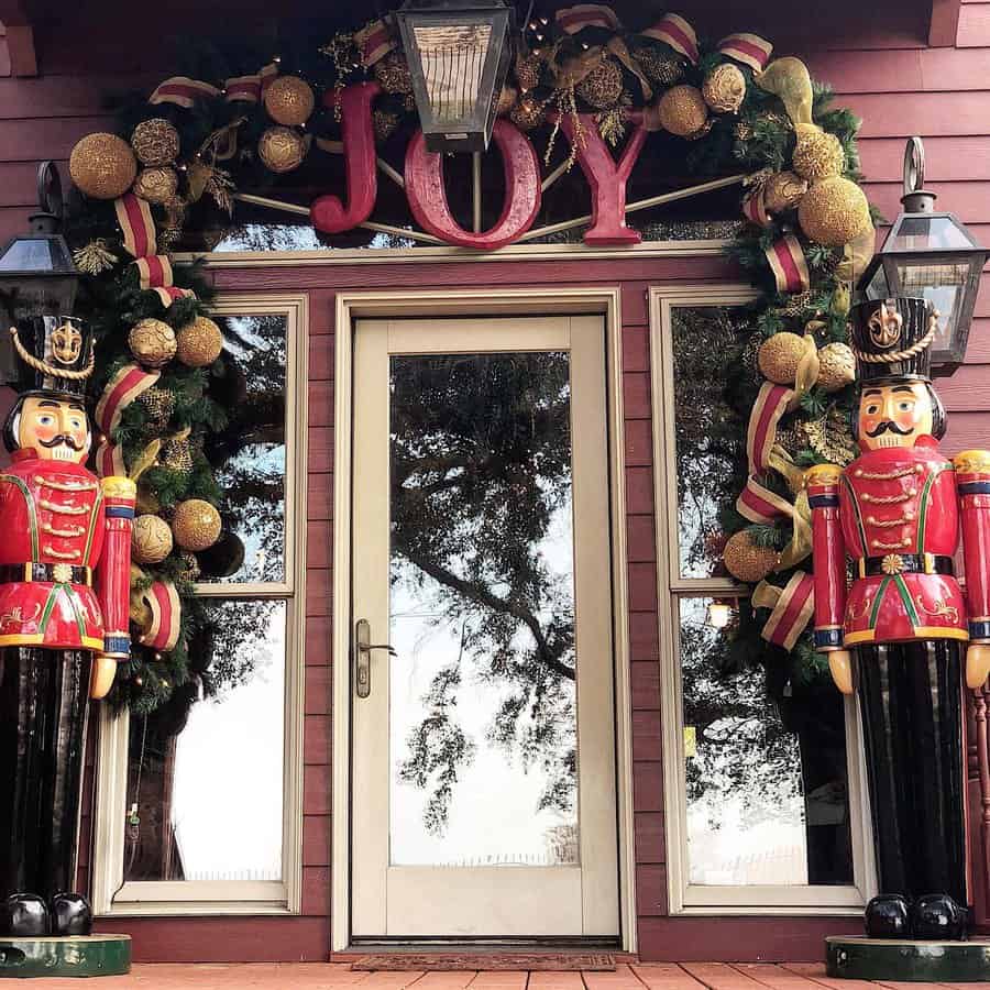 Door Christmas Decorating Ideas Holidayswithharley