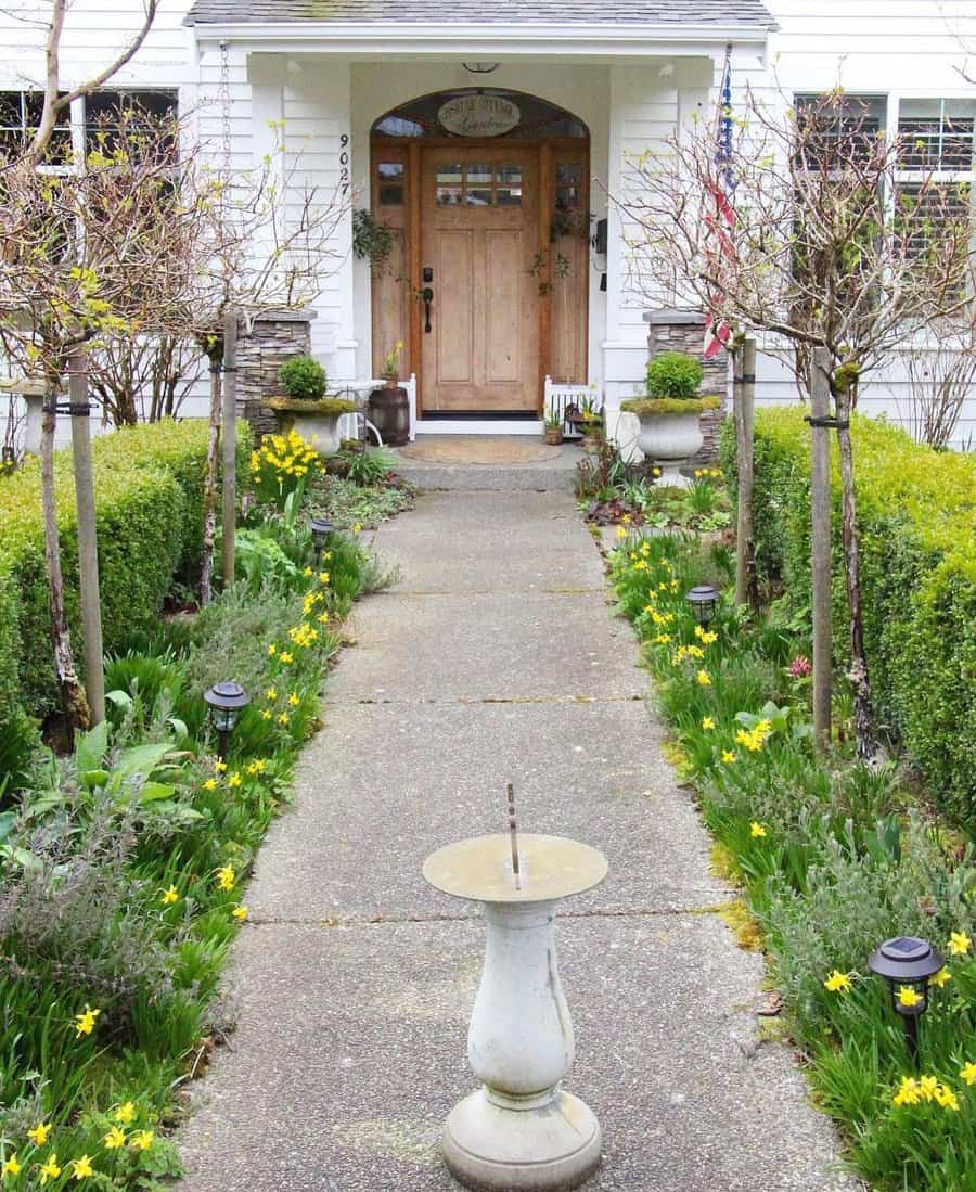 Entry Way Front Garden Ideas Fishtailcottage