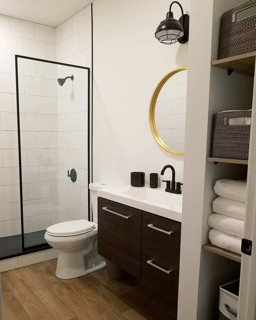 Farmhouse Basement Bathroom Ideas Joretro