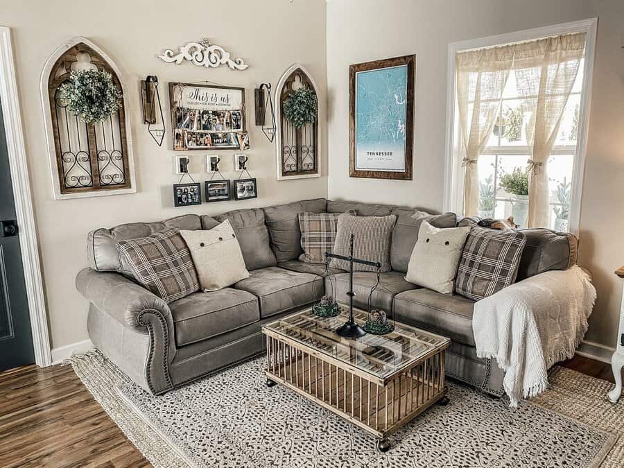 Farmhouse Industrial Living Room Ideas Harpethhomestyling