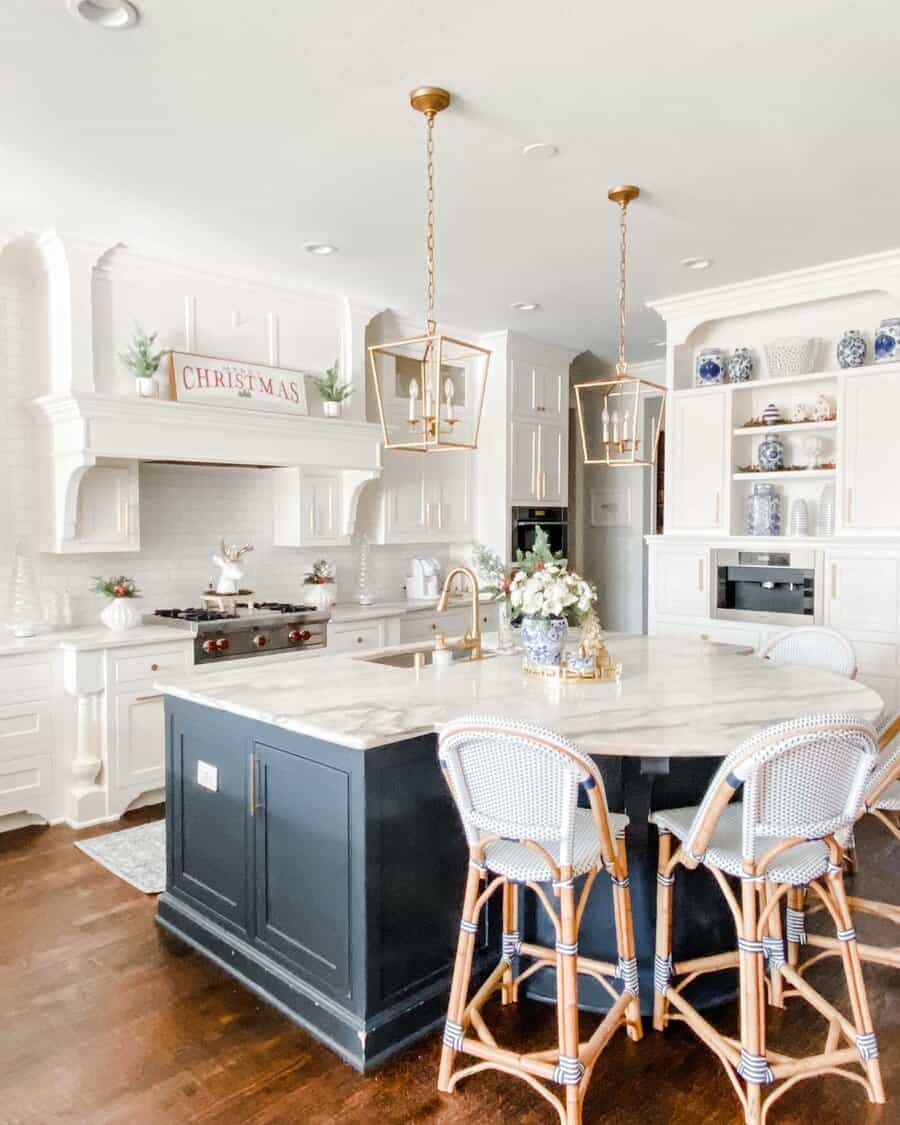 Farmhouse Kitchen Island Ideas Shannongolddesign