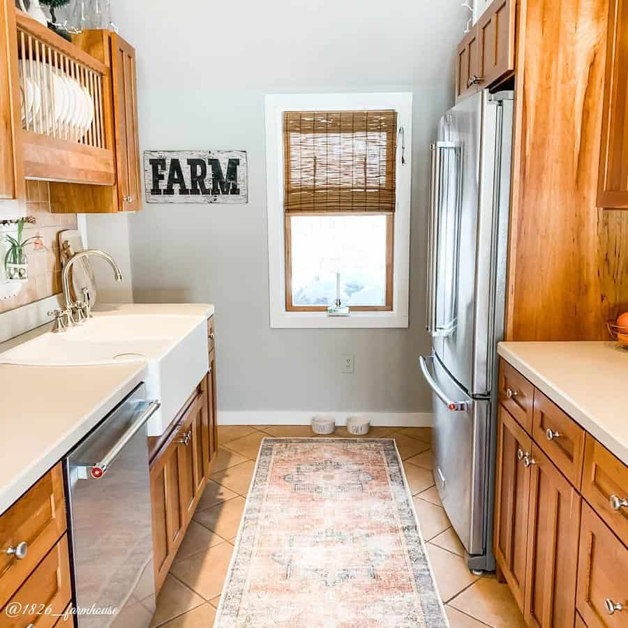 Farmhouse Small Galley Kitchen Ideas Farmhouse