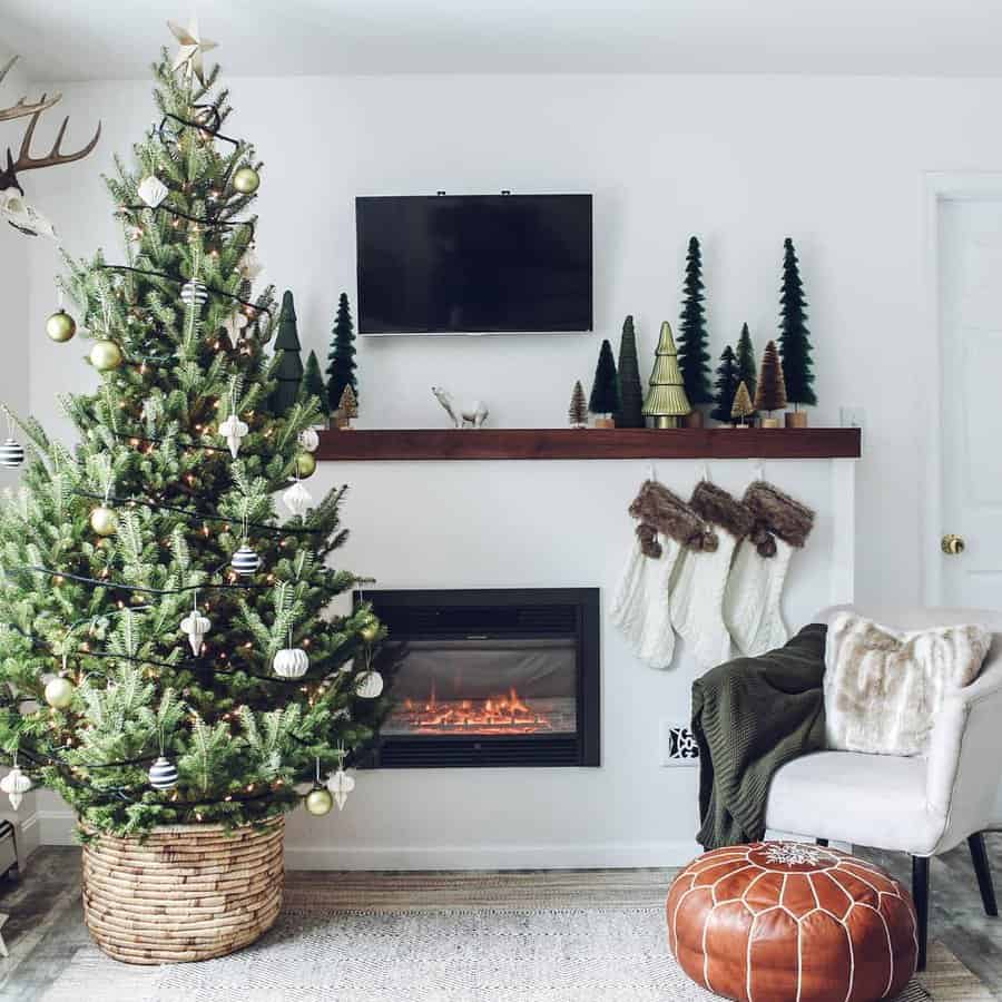 Fireplace Christmas Decorating Ideas Mainegirlathome