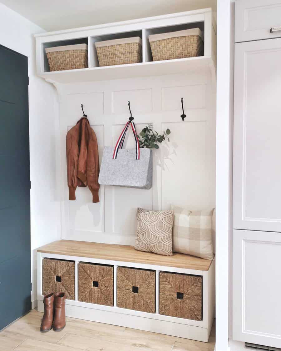 Furniture Mudroom Storage Ideas Chateau Leg