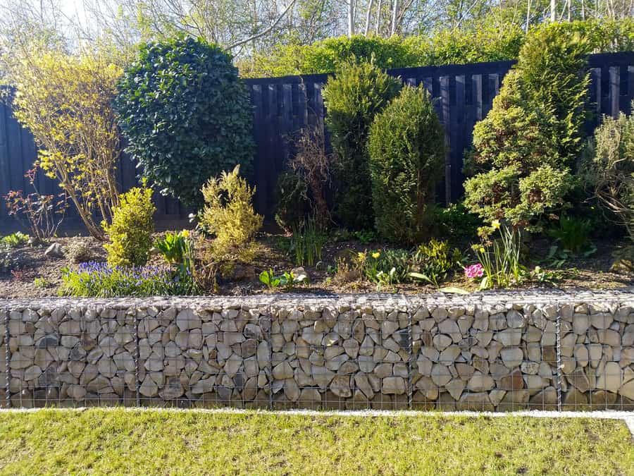 Gabion Wall Inexpensive Retaining Wall Ideas