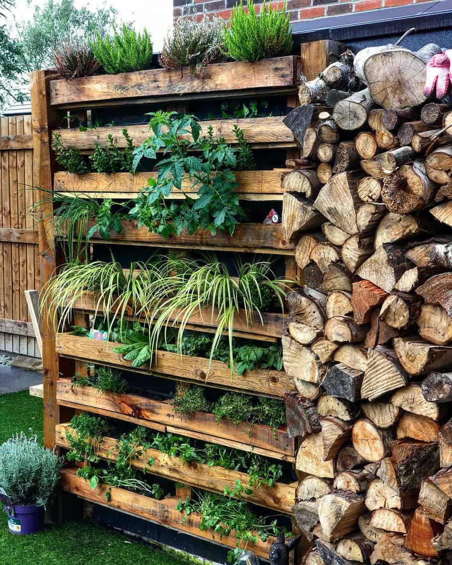 Garden Pallet Wall Ideas Plants And Wine