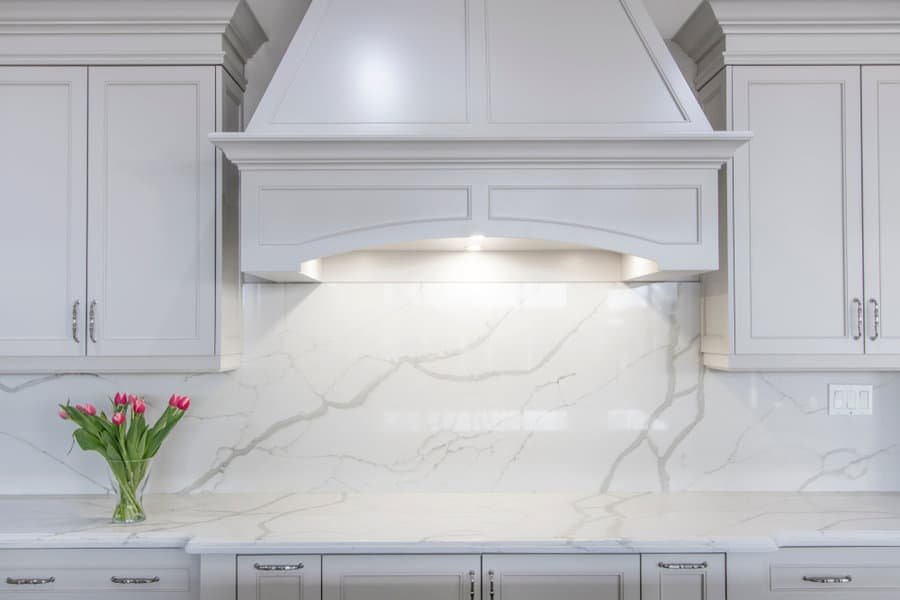 Herringbone Or Chevron Pattern White Kitchen Backsplash Ideas