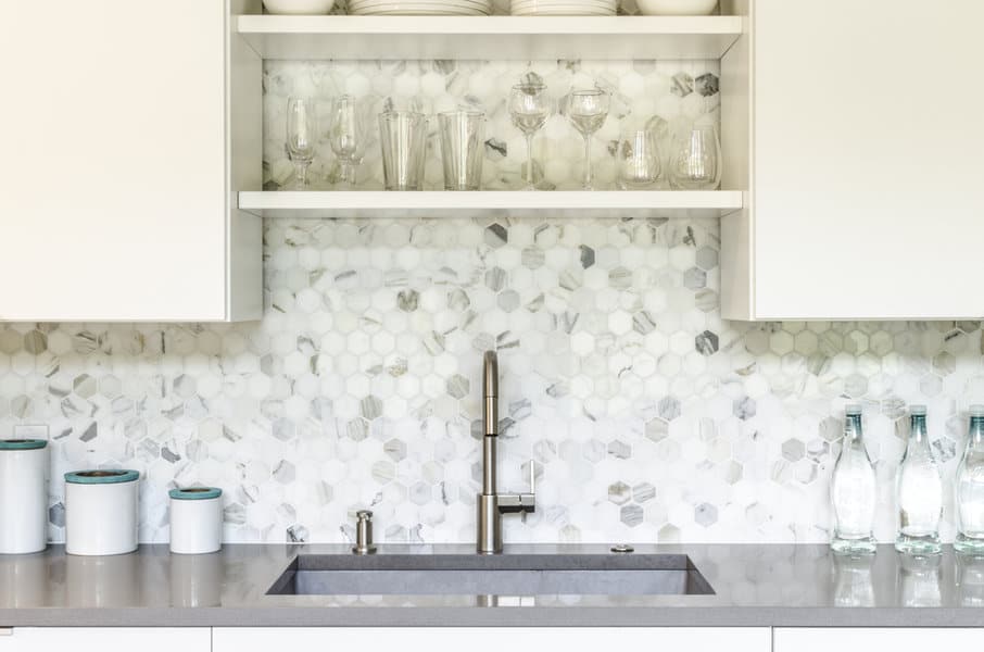 Herringbone Or Chevron Pattern White Kitchen Backsplash Ideas