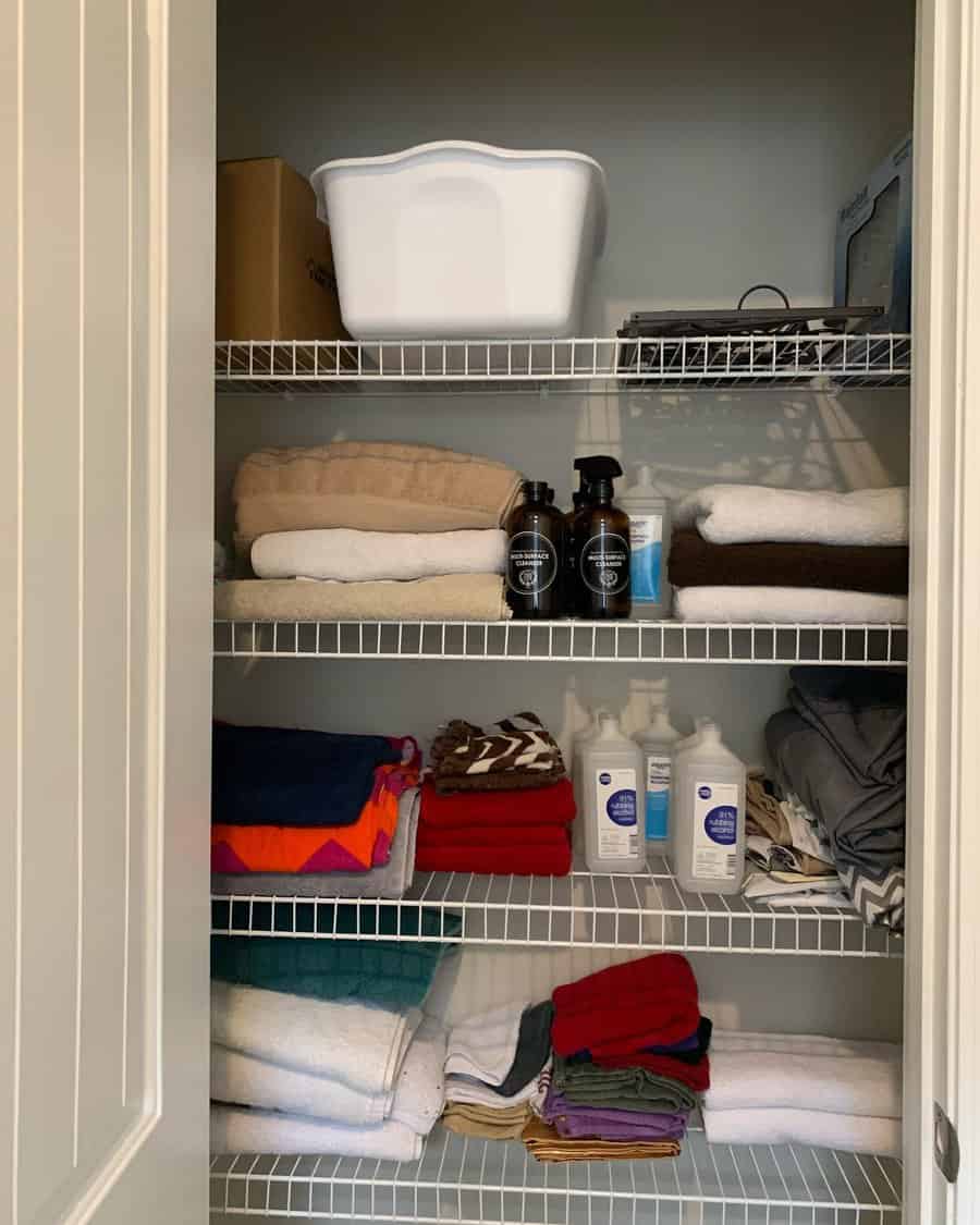 Linen Bathroom Closet Ideas Smartspacesbyeliisa