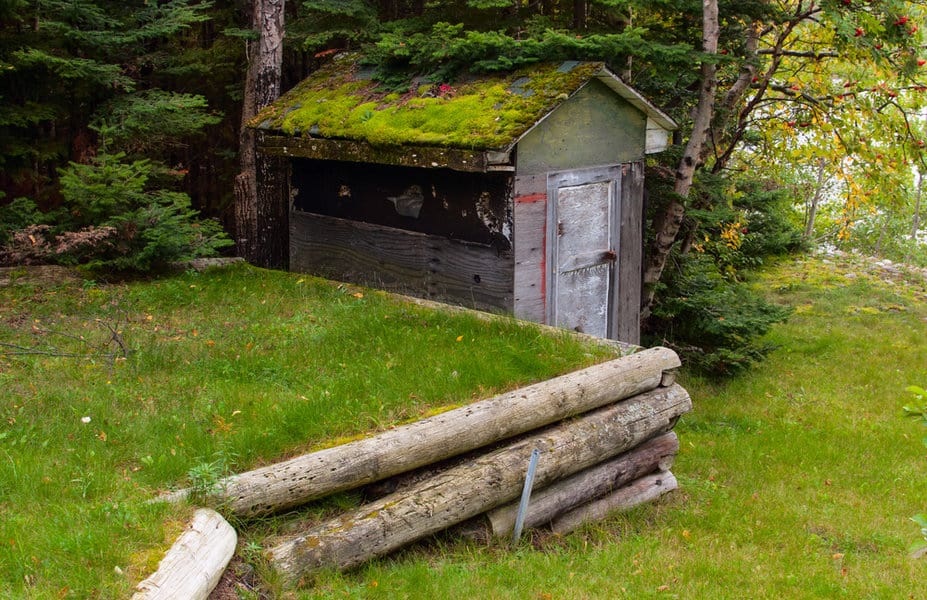 Logs Inexpensive Retaining Wall Ideas