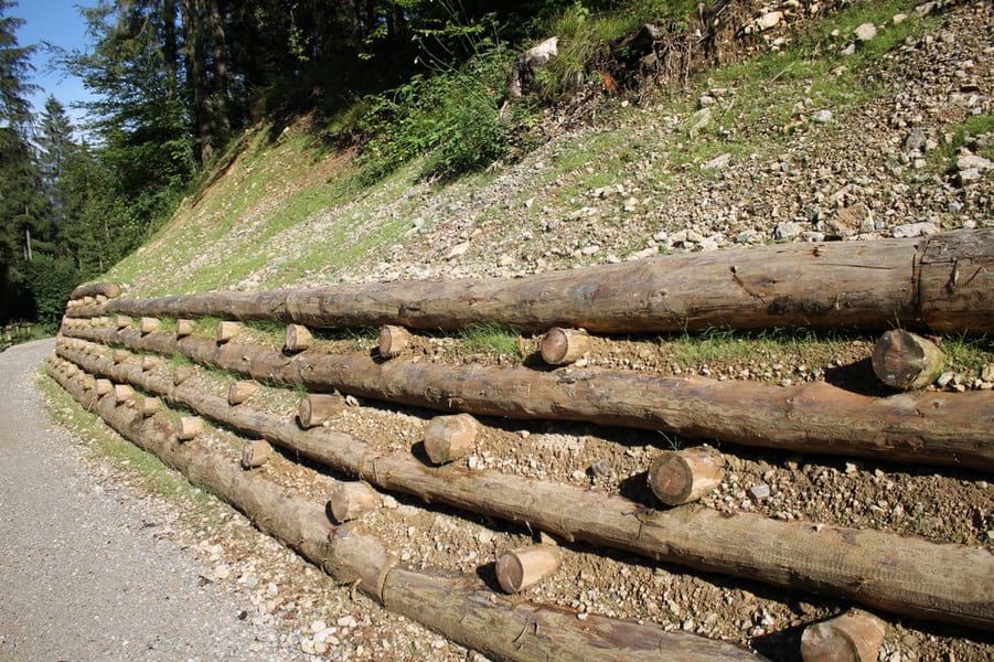 Logs Inexpensive Retaining Wall Ideas