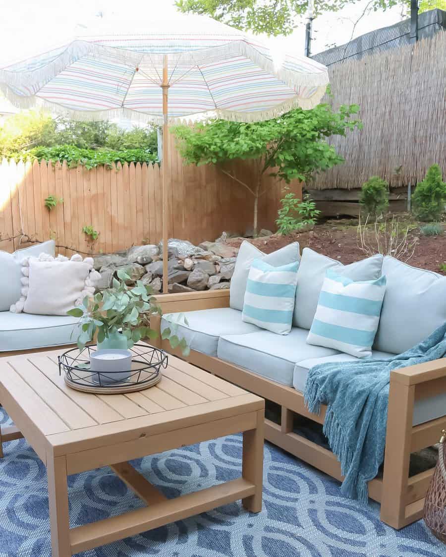 Low Cost Cheap Patio Makeover Ideas Theprettylittlehome