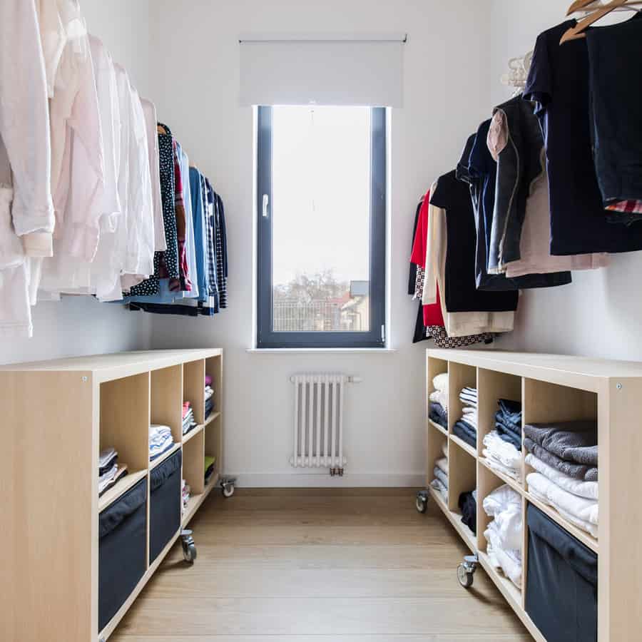 Minimalist Bedroom Closet Ideas