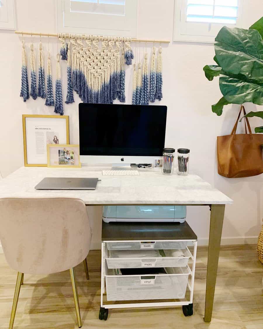 Minimalist Office Organization Ideas Abbsolutelyorganized