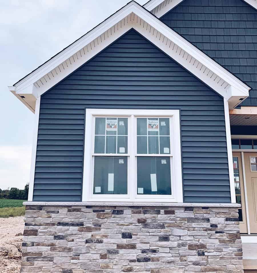 Mix Style Or Material House Siding Ideas Myhumblehearth