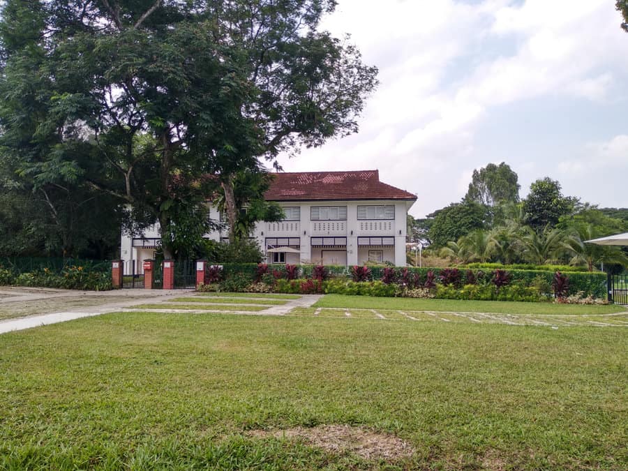 Modern Colonial Style Houses