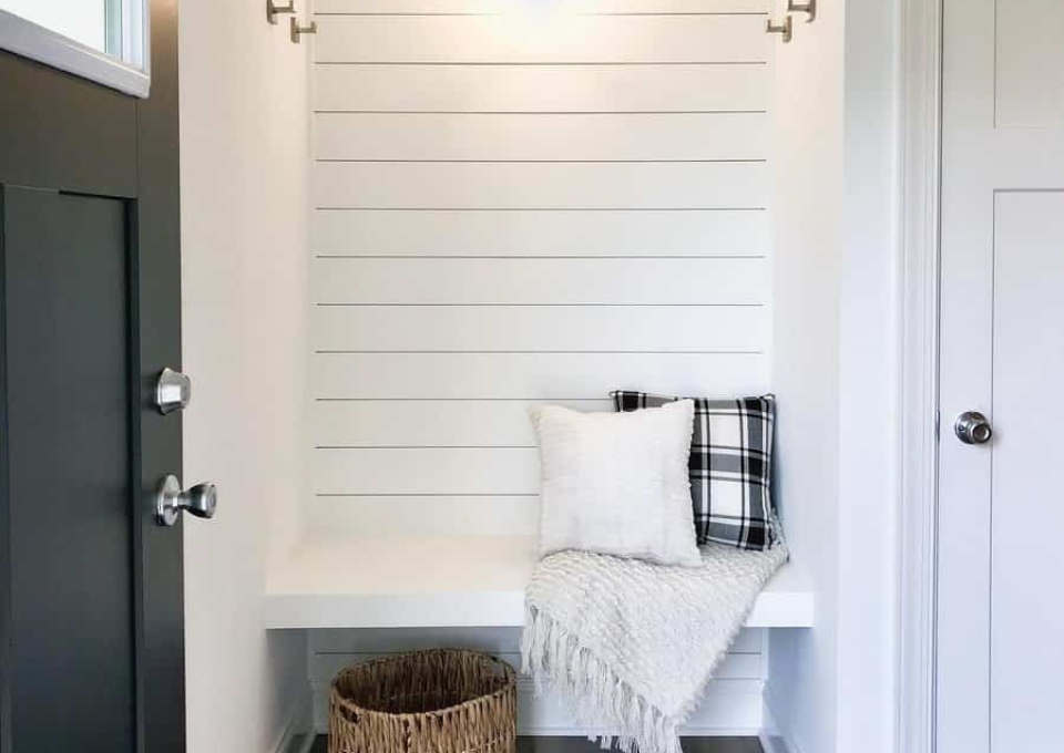 Modern Entryway Bench Ideas Uglyducklinghomes