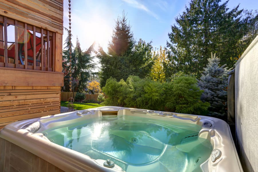 Nature View Hot Tub Deck Ideas