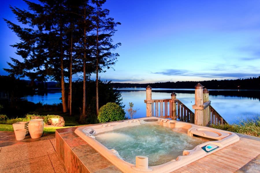 Nature View Hot Tub Deck Ideas