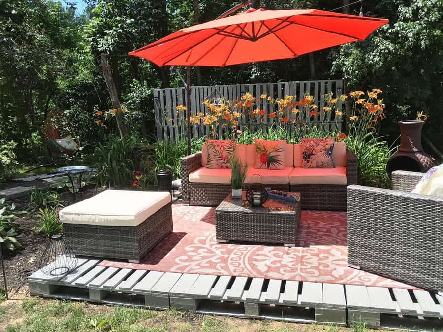 Pallet Deck Cheap Patio Ideas Bellatinaroxy