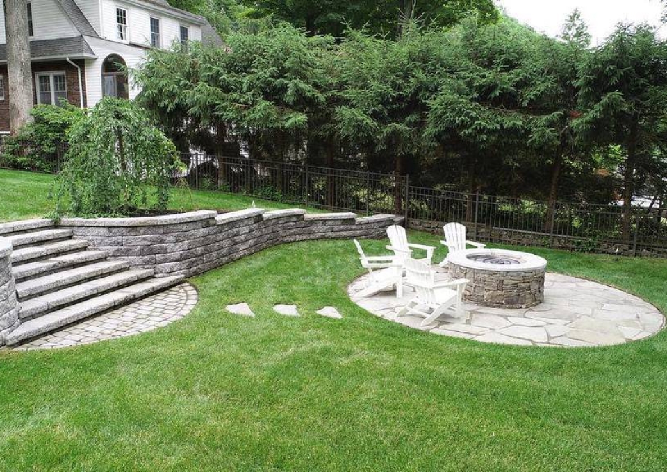 Retaining Wall And Garden Wall Hardscaping Ideas Crevinalandscaping