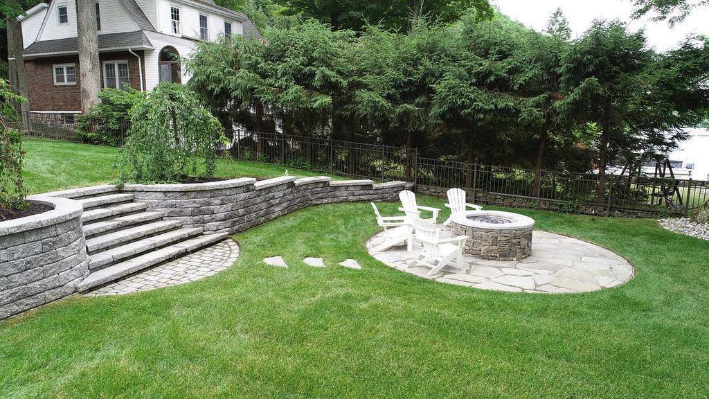 Retaining Wall And Garden Wall Hardscaping Ideas Crevinalandscaping