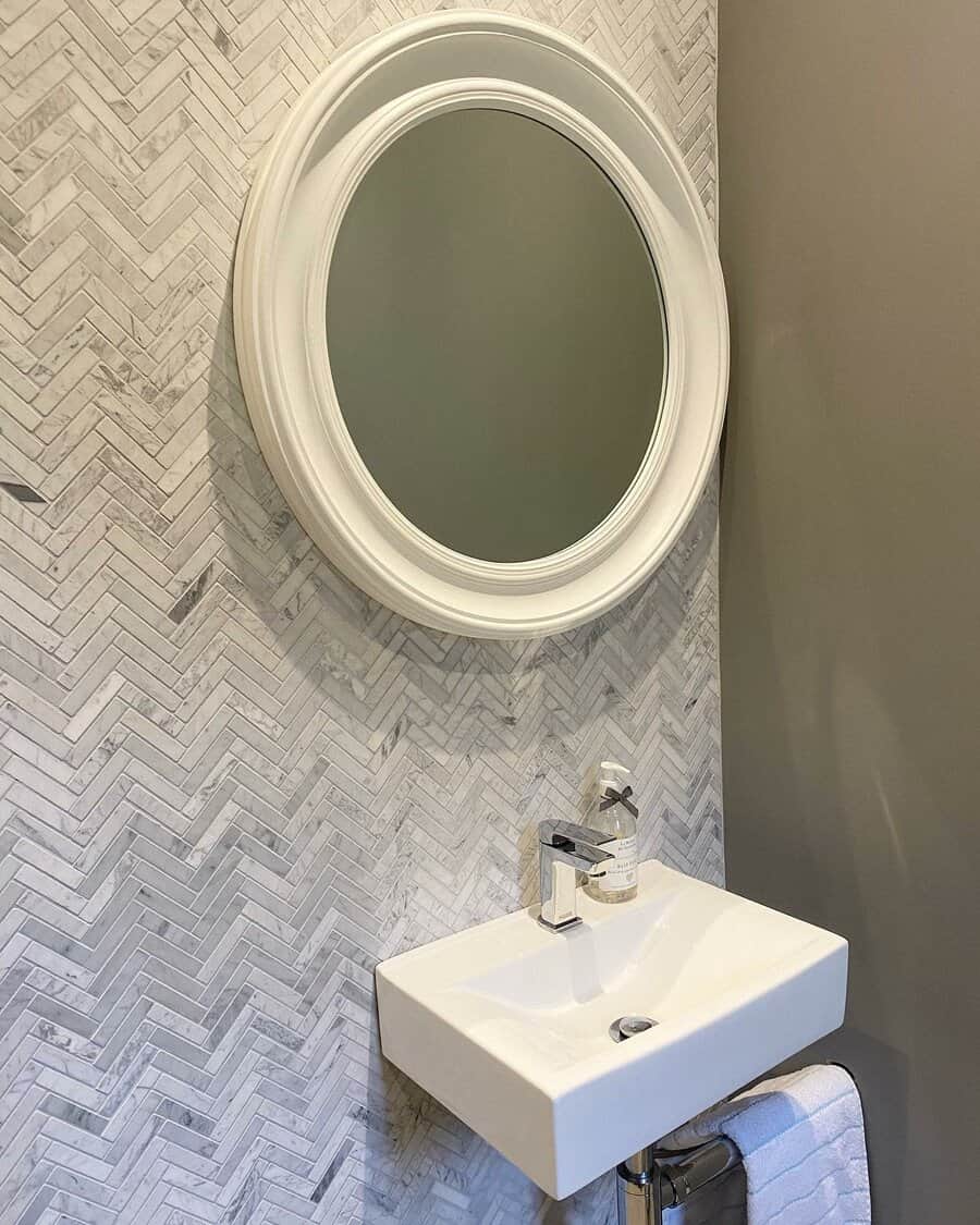 Round Bathroom Mirror Ideas Nina Homeandgarden