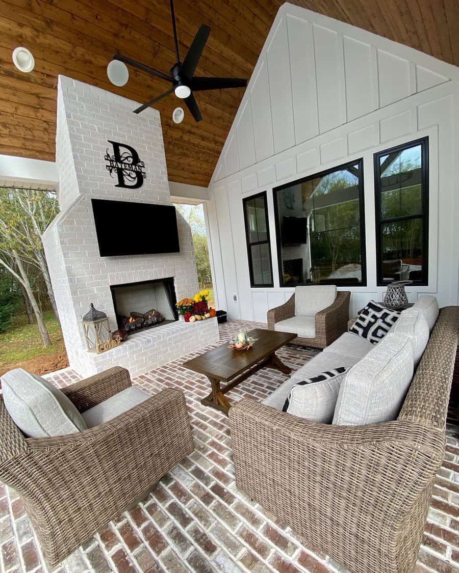 Rustic Back Porch Ideas Houseintheboro