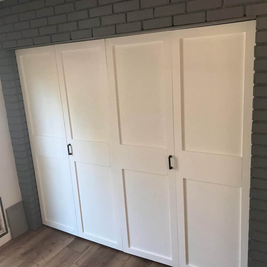 Shaker Closet Door Ideas Fluidbuilders