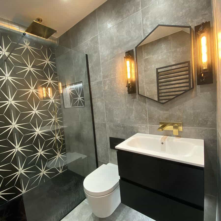 Shape Bathroom Mirror Ideas Pureplumbingandheatingservices