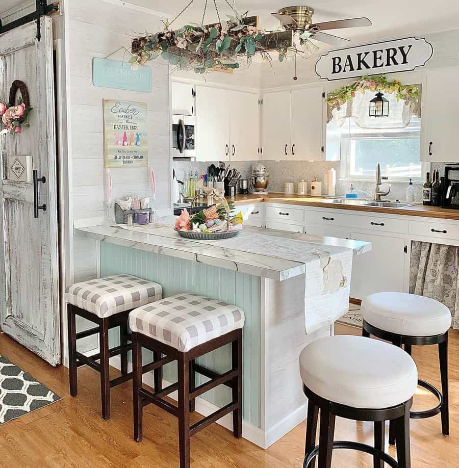 Small Farmhouse Kitchen Ideas Theholidayhousedecor