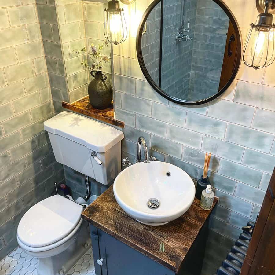 Small Rustic Bathroom Farmbarn