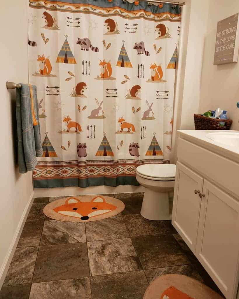 Small Shower Curtain Ideas Easywindlifestyle