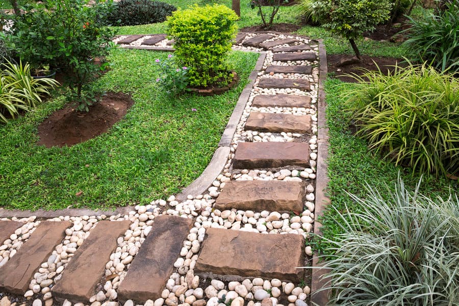 Stepping Stone Garden Path Ideas