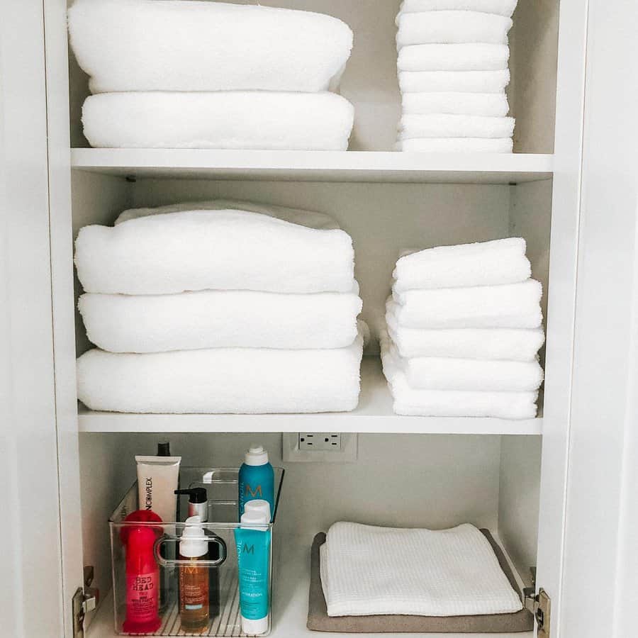 Towel Bathroom Closet Ideas Beyondtheclosetnaples