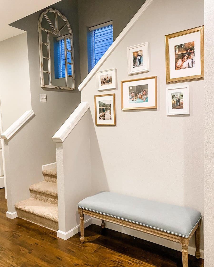 Traditional Entryway Bench Ideas Haleighlwoods