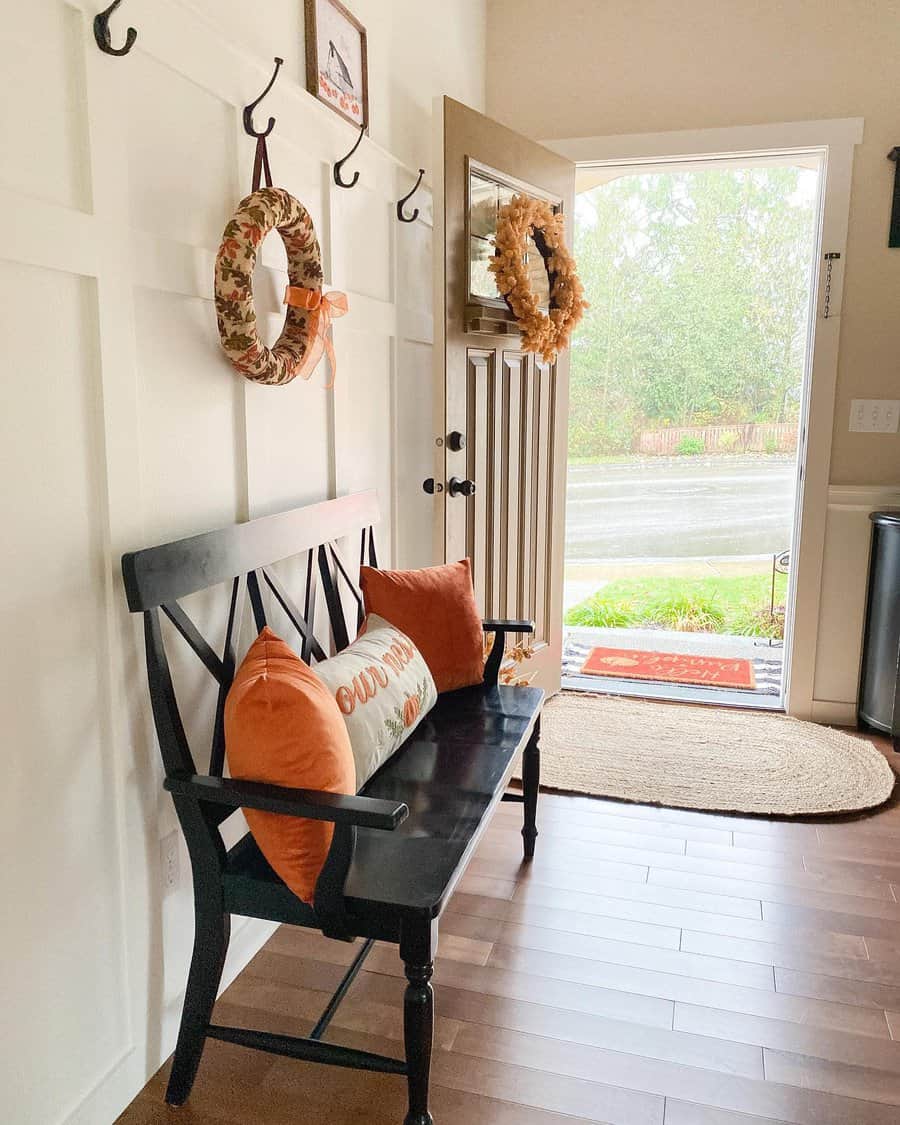 Traditional Entryway Bench Ideas Kmbathome