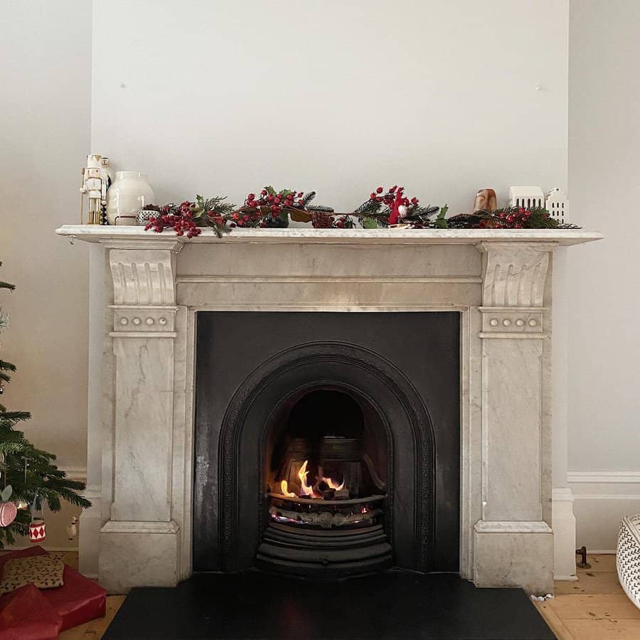 Traditional Fireplace Mantel Ideas Trilbylaneinteriors