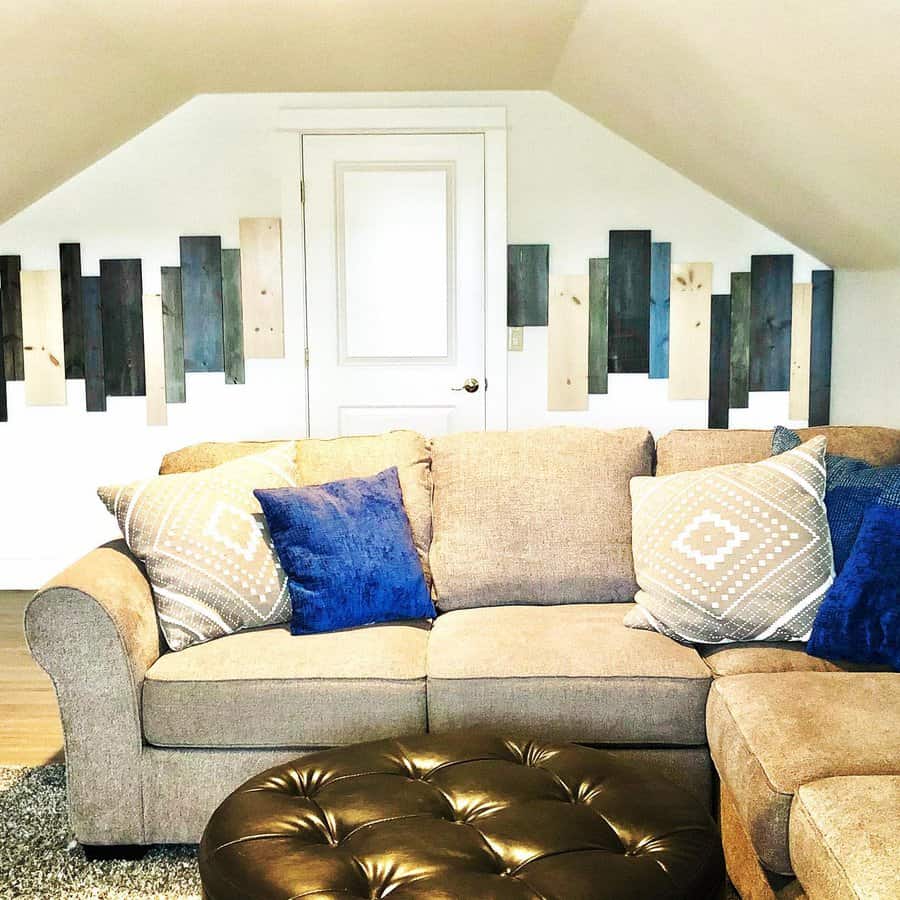 Unique Accent Wall Ideas For Living Room Blendedmetalandwood