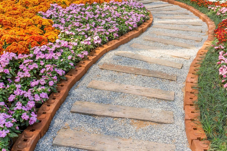 Unique Garden Path Ideas