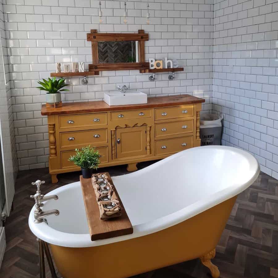 Vintage Master Bathroom Ideas Suite Bathrooms