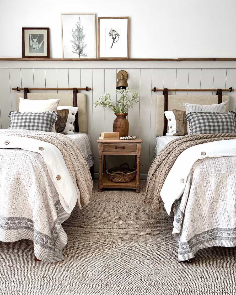 Wainscoating Shiplap Wall Ideas House Of Feathers