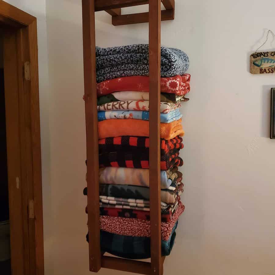 Wall Hanging Blanket Storage Ideas Krissym