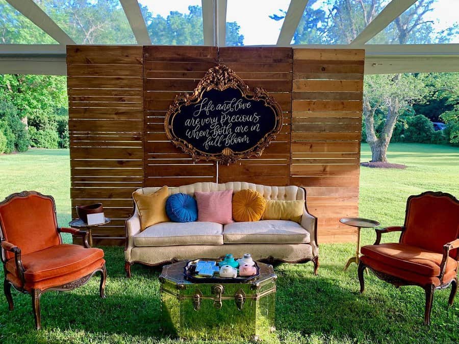 Wedding Pallet Wall Ideas Bellavillashop