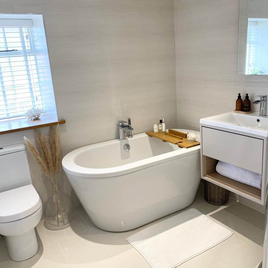 White Bathroom Paint Ideas Oakcottageinthecountry