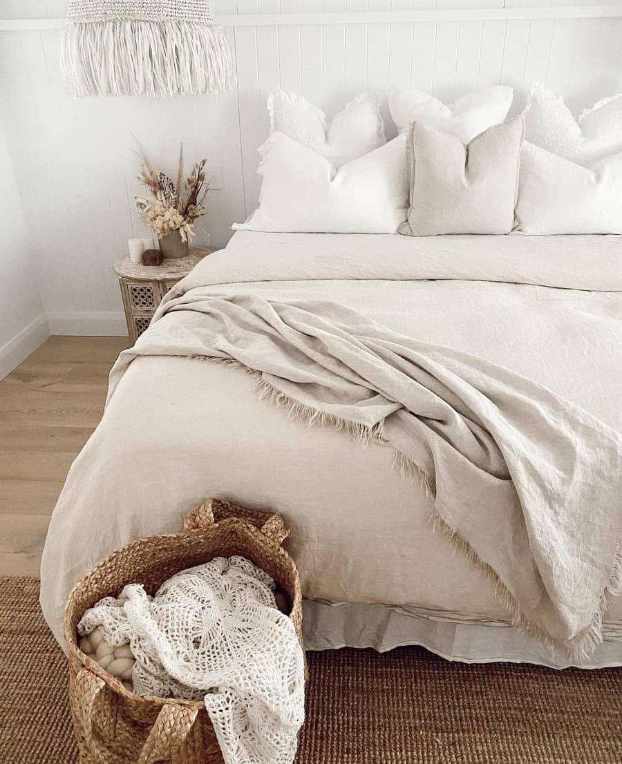 White Boho Bedroom Ideas Whitehousedesigns